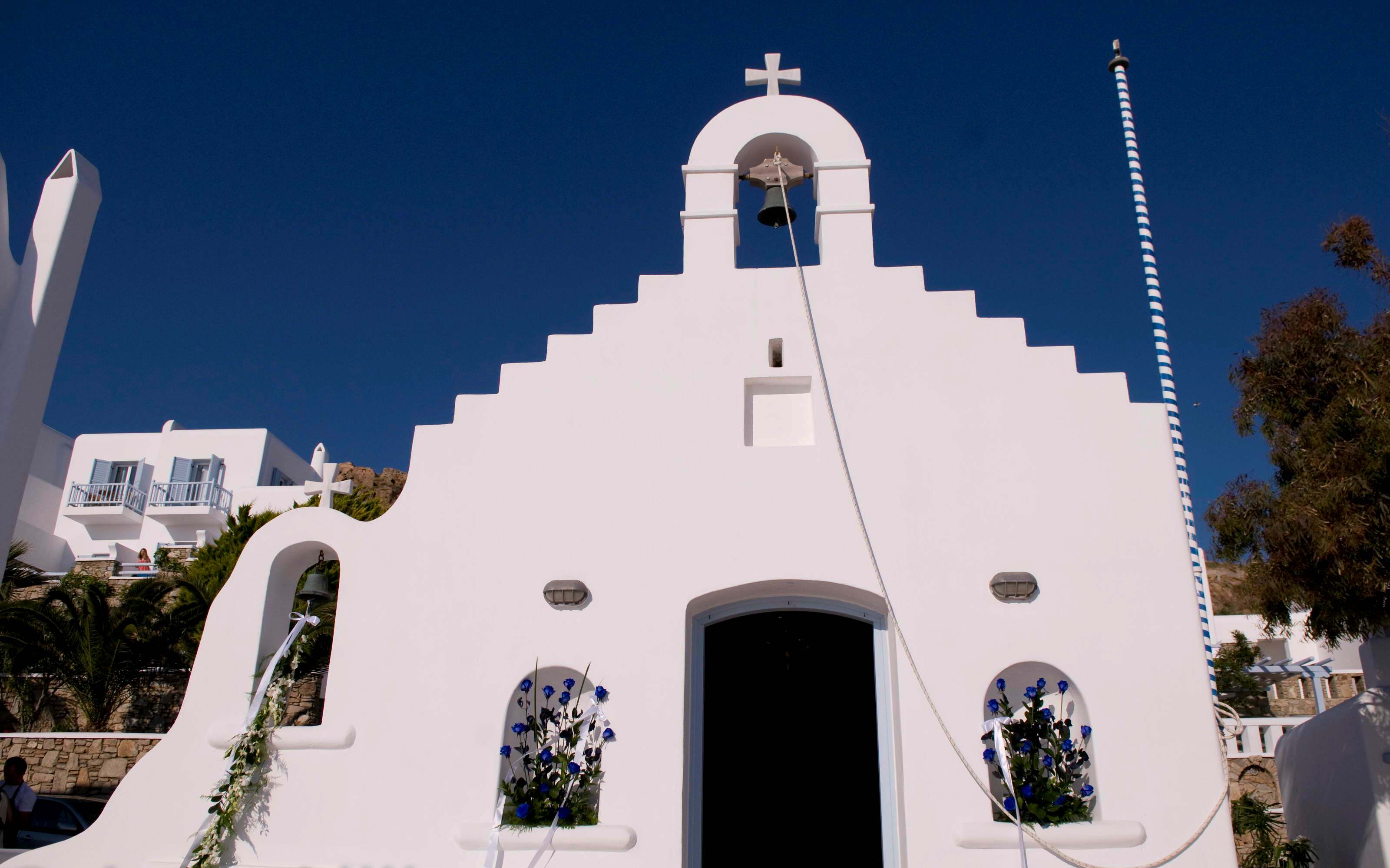 Book your wedding day in Saint John Mykonos Beach Resort